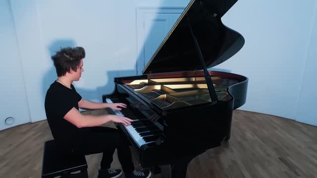 Billie Eilish - Everything i wanted (Piano cover) by Peter Buka смотреть онлайн