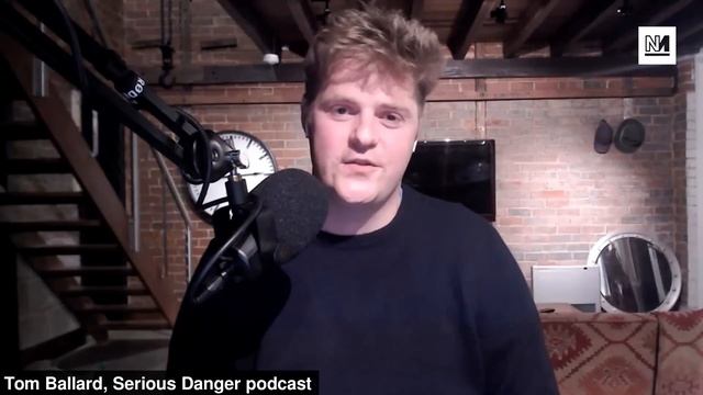 Australia Sticks Two Fingers To Rupert Murdoch смотреть онлайн