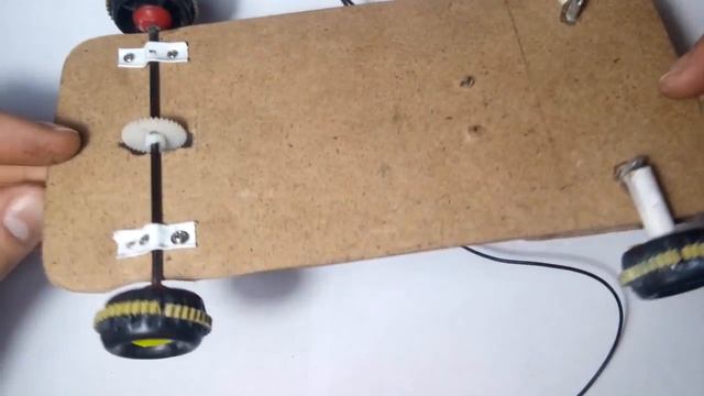 Машинка на пульте управления + схема пульта | Homemade machine on the remote control смотреть онлайн