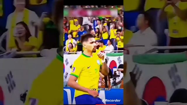 бразильские танцыhttps://media.tenor.com/WJbXIiTBusYAAAAM/vini-neymar-paqueta-dance.gif