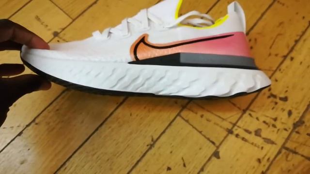 NIKE REACT INFINITY RUN FLYKNIT REVIEW смотреть онлайн