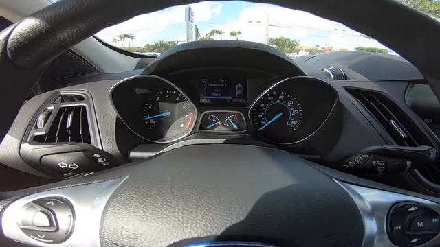 2014 Ford Escape SE смотреть онлайн