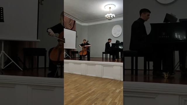 Ч. Казелла "Неаполитанская песенка" смотреть онлайн