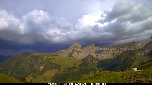 Montage vidéo: Timelapse Brinno TLCpro 200: le Folliéran (Gruyères) Suisse смотреть онлайн