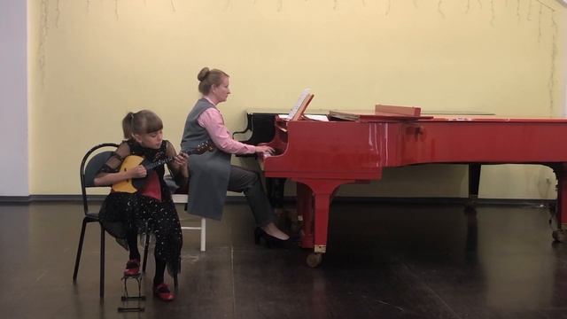 Артёменко София (9 лет) В. Андреев обр. РНП Светит месяц смотреть онлайн