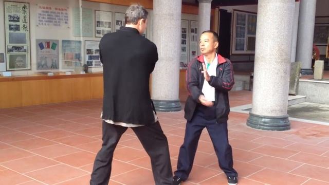 Фрагмент патриарха Пей Хо Кван(Кулак Белого Журавля)Джен Цин Ёонга смотреть онлайн