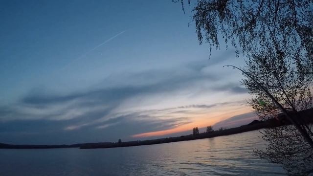 Ловля Майского ПОДлещика | ЗЕЛЬВЕНСКОЕ ВДХ 2020 | Рыбалка с Ночевкой | смотреть онлайн