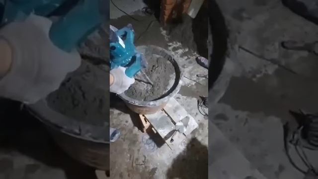 Миксер строительный Makita смотреть онлайн