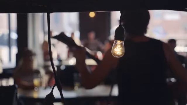 Going To The Races - Birdie Whyte & Catriona Sturton - Picarroon's General Store смотреть онлайн