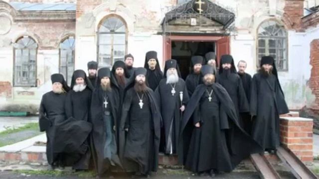 Не унывай душе моя , уповай на Господа . Поют братия монастыря ущелья Мариамполь .