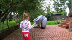 Игрушки у Настюшки и новый необычный друг