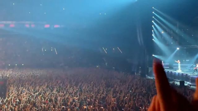 RAMMSTEIN - Du Hast (Paris June 29 2019) смотреть онлайн