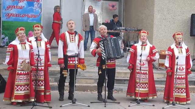 Голубая ночь (анс. Раздолье из д.Товарково) смотреть онлайн