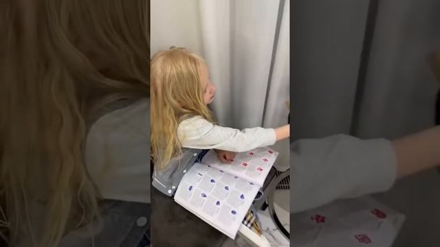 Сколько стоит подровнять волосы детям! Ютуб канал Victoria Portfolio #shorts #VictoriaPortfolio