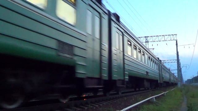 Электропоезд ЭД4М-0347 по 3 пути станции Железнодорожная! смотреть онлайн