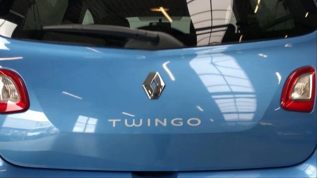 Renault Twingo 1.2 16V Dynamique | Airco | I.z.g.st. | NL Auto | Voorraad display смотреть онлайн