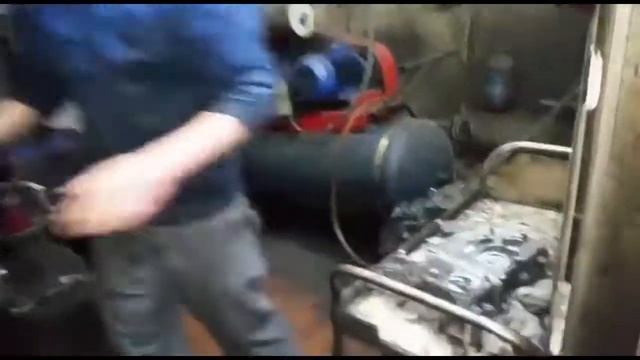 Все началось с ремонта двигателя БМВ - BMW e38 740i смотреть онлайн