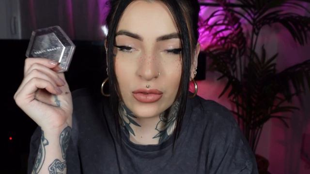 MES 10 FAVORIS EN MAQUILLAGE- Erborian, KVD, Martine cosmetics, Charlotte Tilbury ... смотреть онлайн