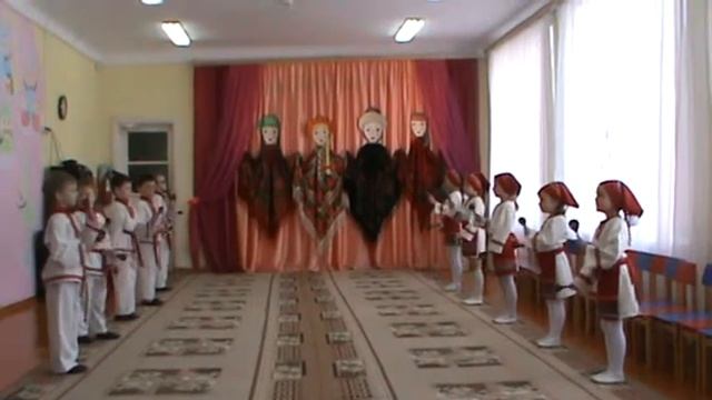 МАРИЙСКИЙ ТАНЕЦ С ЛОЖКАМИ смотреть онлайн