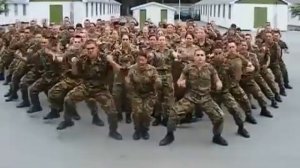 Танец племени Маори - «хака» в исполнении военных