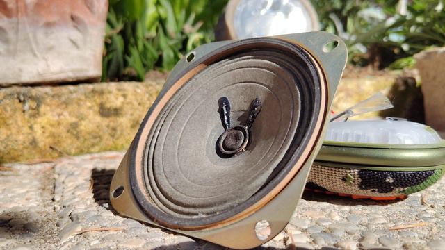 2 WATT SPEAKER POWERED BY JBL CLIP 4 BASS TEST | SONG BY @ツKuba смотреть онлайн