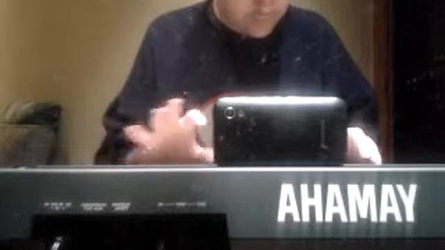 Borja al piano, tocando 'Para Elisa' de Beethoven смотреть онлайн