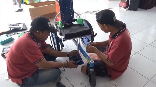 WHEELCHAIRS FOR KIDS TO MALANG. EAST JAVA. ( 27MAY2022) смотреть онлайн