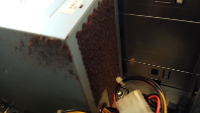 How Smoking Around Your PC Damages It смотреть онлайн