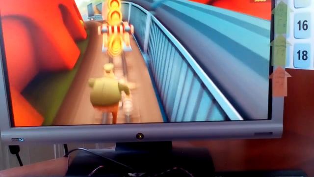 Мы играем на пк Subway Surf))))) смотреть онлайн
