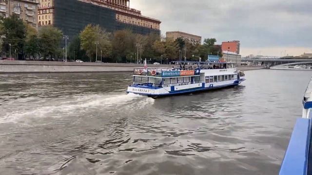 Водные прогулки по Москве. смотреть онлайн