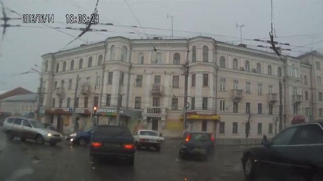 Как разогнать затор на перекрестке смотреть онлайн