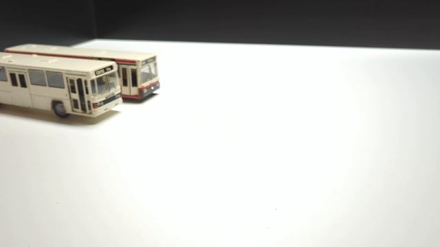 БУ автобусы 1:50 распаковка модель общественный транспорт Scania Mercedes Benz Volvo смотреть онлайн