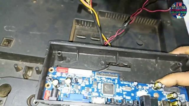 How Do I Replace The Motherboard In My Sony TV | Sony LED TV Mein Universal Motherboard Kaise Lagae смотреть онлайн