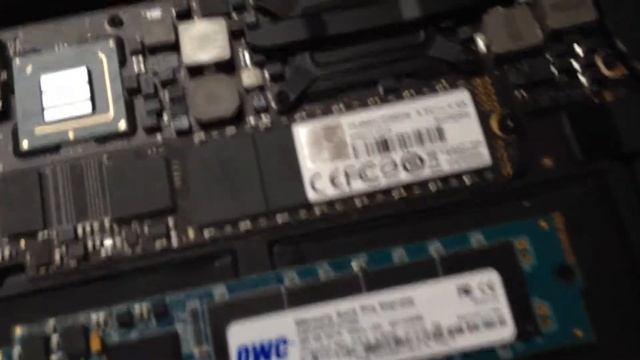 SSD Upgrade MacBook Air 2010 / 2011 - Warnung vor OWC смотреть онлайн