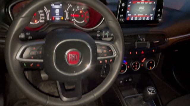 FIAT Tipo 1.6 Mjt S&S SW Lounge, смотреть онлайн