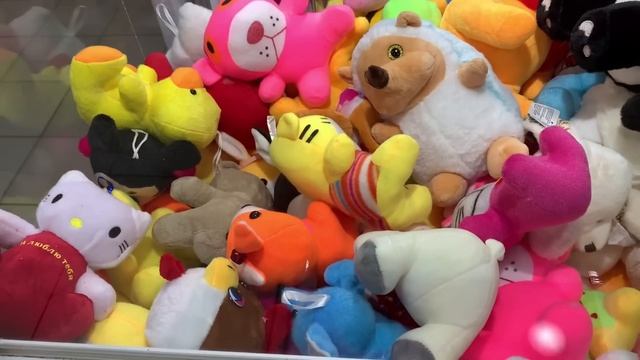 НАСТОЯЩИЕ СЛАЙМЫ В АППАРАТЕ С ИГРУШКАМИ смотреть онлайн