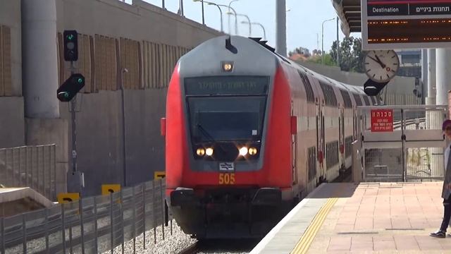 Прибытие поезда №634 на ст.Бат Ям - Йосев Таль (Израильские жд) смотреть онлайн