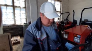 Техническое обслуживание трактора Уралец