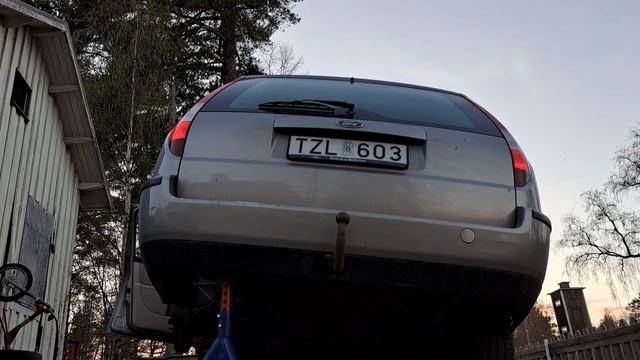 What about removing the two mufflers in the back? - Ford Mondeo 2.5 l V6. смотреть онлайн