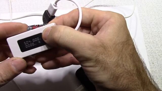 usb тестер KCX-017 и keweisi небольшое сравнение смотреть онлайн