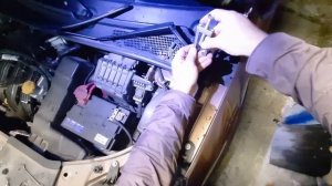 Регулировка поводка стеклоочистителя. Как не сломать.