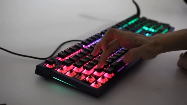 【原價屋】Ducky Shine 6 Special Edition，Cherry MX Brown！ смотреть онлайн