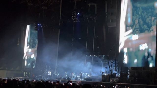 Pearl Jam - Given to Fly live @ Imola 2022 смотреть онлайн