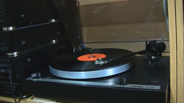 Thorens TD-318: Емил Димитров - "Трева" смотреть онлайн