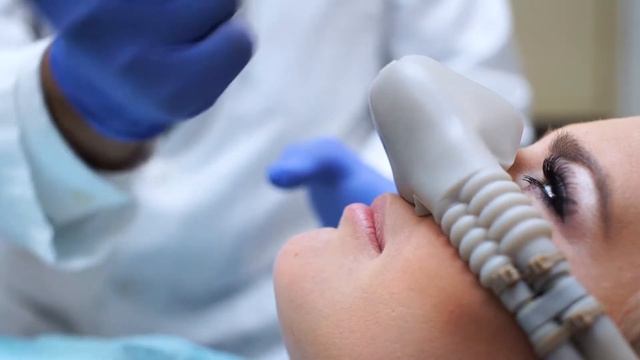 Cosmetic Dentist | Belle Forest Dental - John Munro, DDS смотреть онлайн