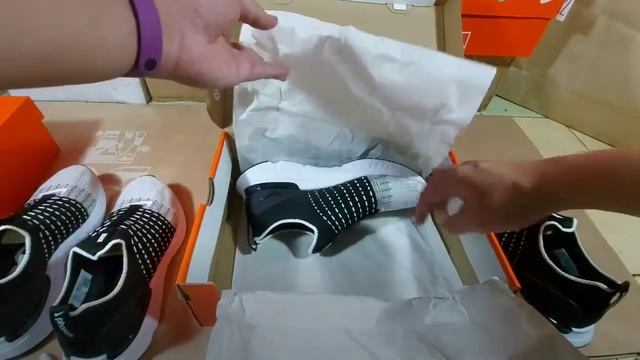 Nike React Phantom Run Flyknit 2 | Black & White | Couple Unboxing смотреть онлайн
