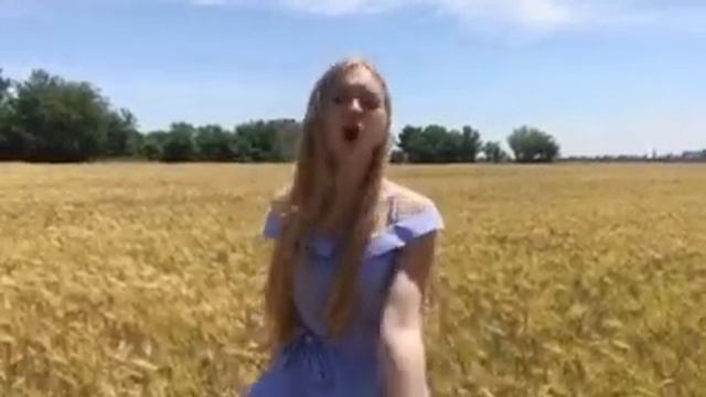 Маша в поле июнь 2020 "Калина" автор Владимир Дорош восхитительное исполнение с одобрения автора. смотреть онлайн