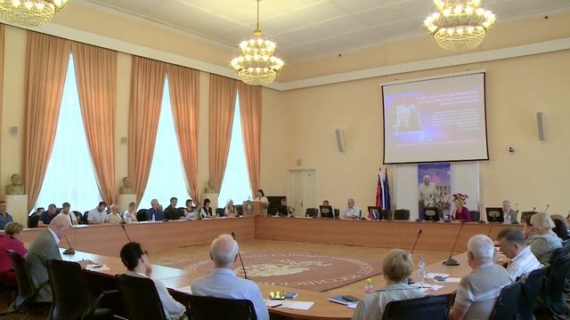И.Ю. Дьяченко. «Грани знания и познания в трилогии “Великое путешествие” Л.В.Шапошниковой» смотреть онлайн