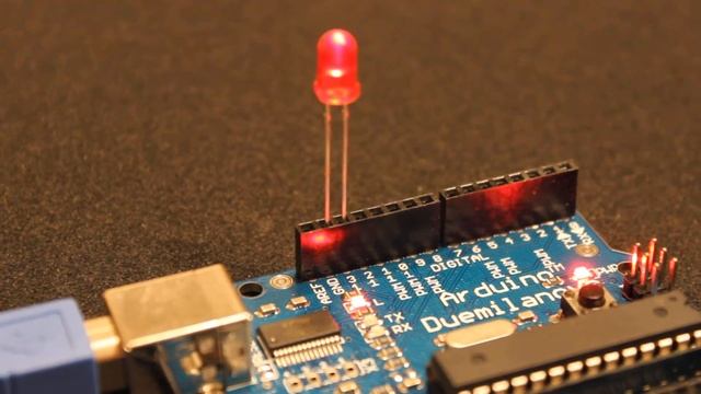 Blink Sketch für Arduino Spielplatz смотреть онлайн