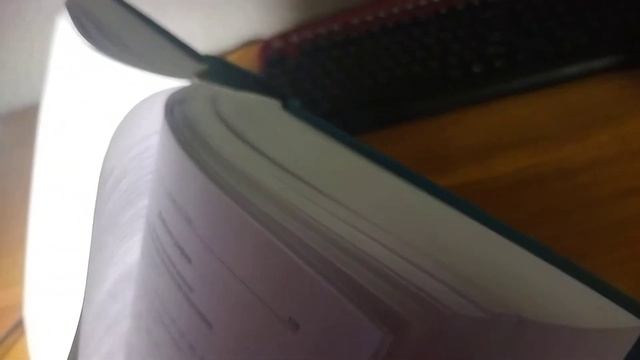Самодельная подставка для толстых книг . смотреть онлайн
